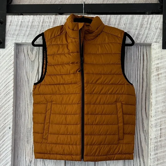 Aeropostale Men's Quilted Vest in Tan - Picture 1 of 2